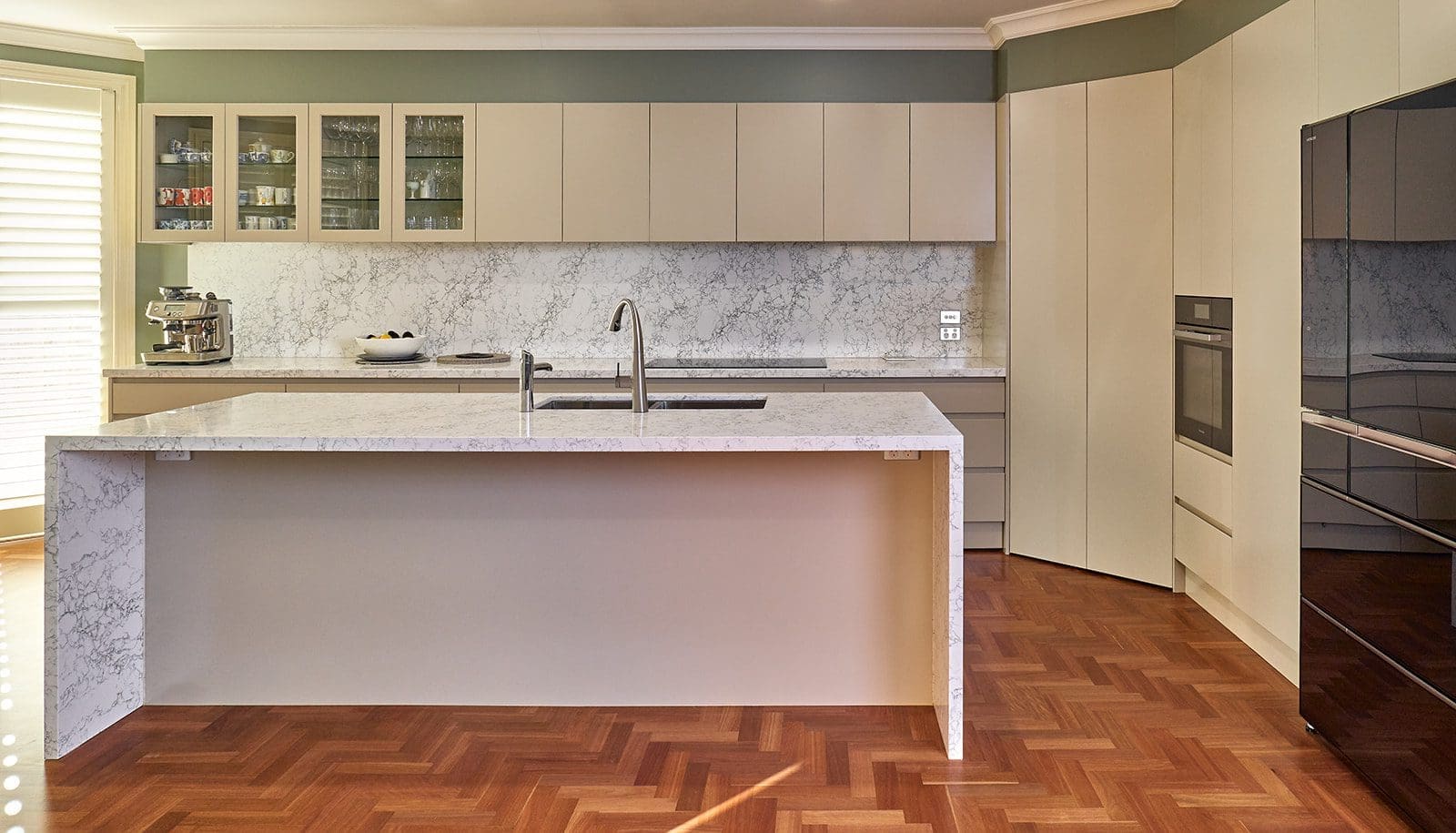 Kew Contemporary Kitchen